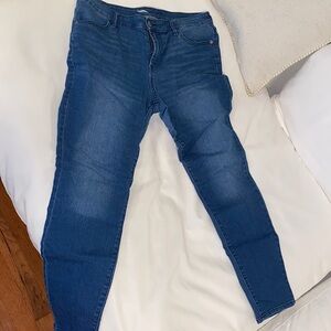 Old Navy Super Skinny Jeans 12